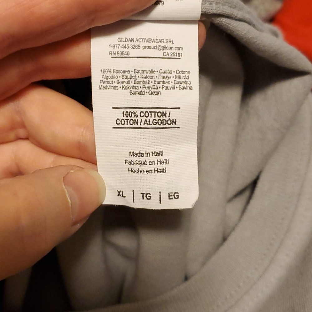 Plus size tee - Picture 4 of 4